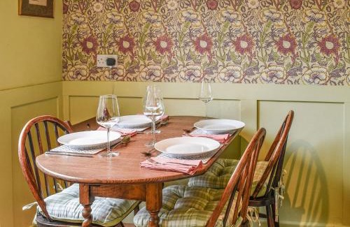 Trefor Casa | Carmel