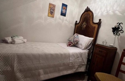 Belpasso Casa | Carmelina's Home: the home of traditions. Deluxe Room
