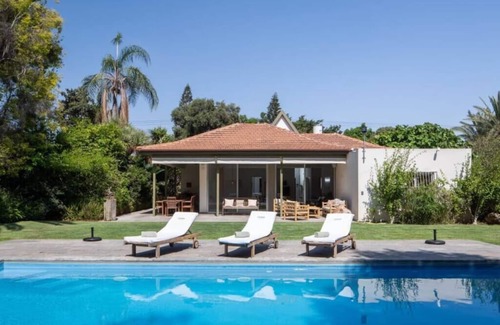 Kfar Shmaryahu Villa | Carmelo Green Fields villa
