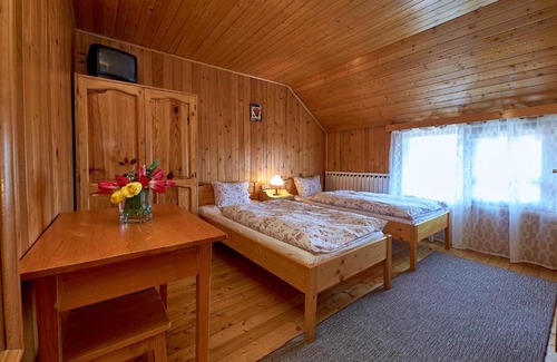 Zarnesti Casa | Carmi House