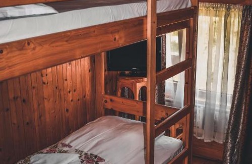 Zarnesti Casa | Carmi House