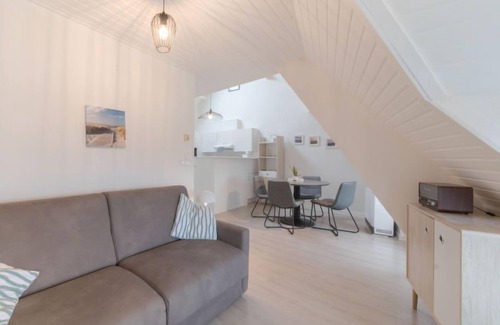 De Haan Apartamento | Carnac View - top floor appartment by Interhome