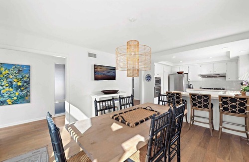 Corona del Mar Villa | Carnation Villa – Gorgeous 3 BDR