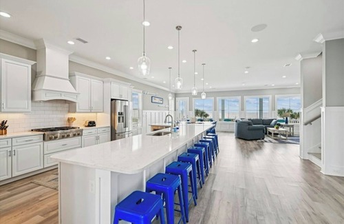 Crescent Beach Casa | Carolina Breeze- Oceanfront 8BR- Pool, Hot Tub