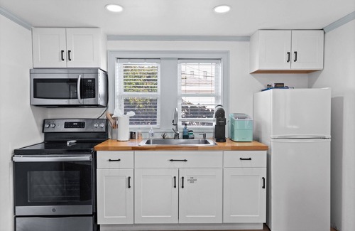 Kure Beach Cabaña | Carolina Cottage @ Kure~ Beach, Fishing, Pool, Kure Pier