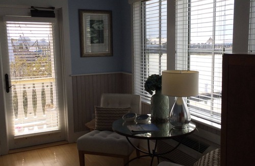 Bald Head Island Cabaña | Carolina Moonshine @ BHI !!Sparkle & Shine On @ BHI Marina