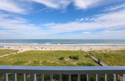 Carolina Beach Casa | Carolina Surf - 3BR Condo with Stunning Ocean Views