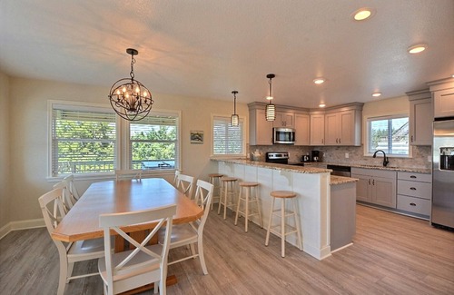 Ocracoke Casa | Carolina Winds: admite perros, jacuzzi, muelle, acceso a Pamlico Sound.