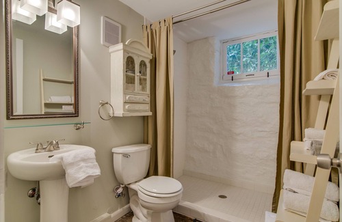 Historic Waverly Cama Y Desayuno | Caroline House Nashville Historic Inn