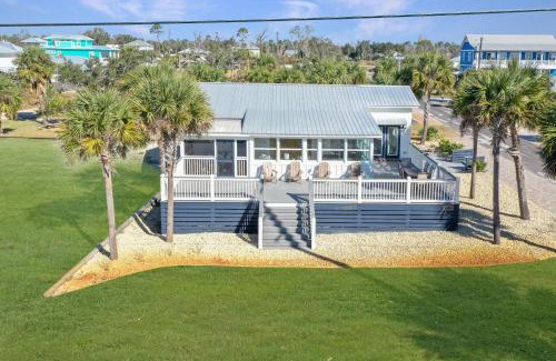 Port St. Joe Casa | Caroline's Cottage by Pristine Properties Vacation Rentals
