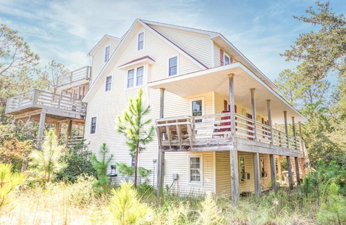 Corolla Village Casa | Carotank Clubhouse