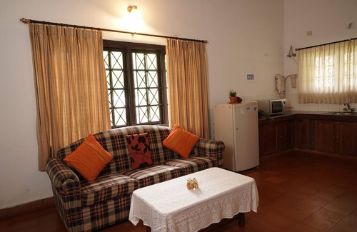 Kushalnagar Villa | Carpe diem stay a holiday home located in the midst of greenery away from town..