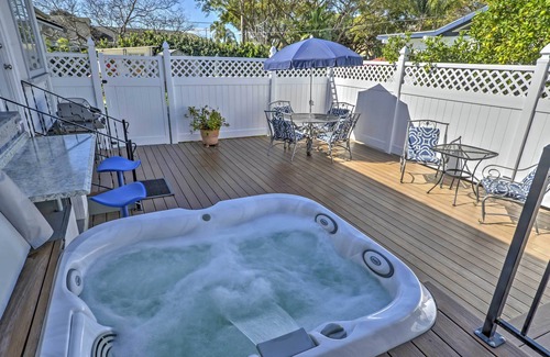 Carpinteria Apartamento | Carpinteria Apt w/ Hot Tub - 10 Min Walk to Beach!