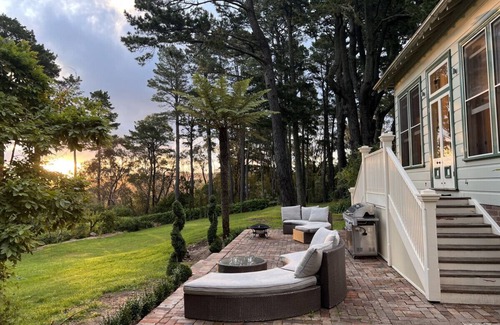 Wentworth Falls Casa | Main House · Carramar House - in the Amphitheatre of Nature