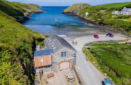 Haverfordwest Casa | Carreg Samson