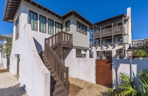Rosemary Beach Cabaña | Carriage House! STEPS from Rosemary Tennis Courts!