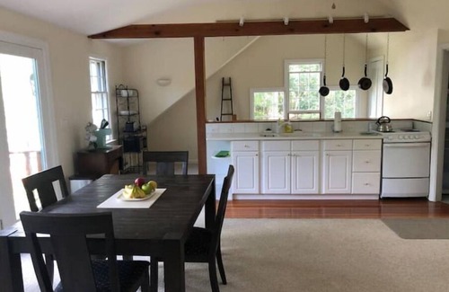 Lyme Apartamento | Carriage House Studio Apartment