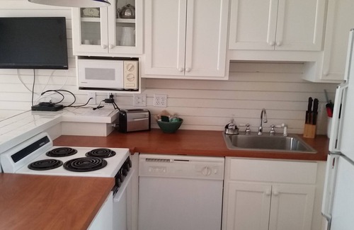 Dune Allen Beach Casa | Carriage House Off 30A. 1. 5Bd / 1Bath. Duerme 5-6
