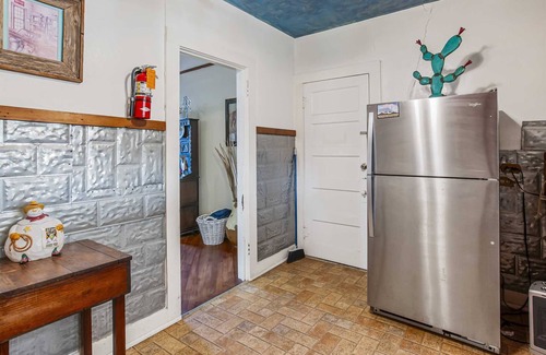 Bandera Casa | Carriage Inn - Cottage