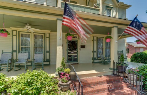 Rutherfordton Cama Y Desayuno | Carrier Houses Bed & Breakfast