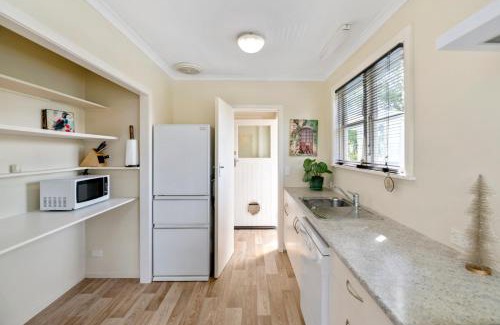 Hurworth Casa | Carrington Countryside - New Plymouth Holiday Home
