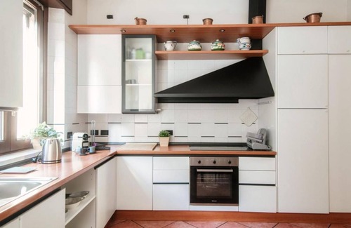 Como Apartamento | CARSO FAMILY APARTMENT WITH PARKING