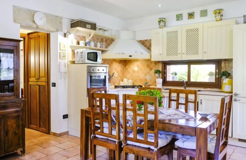 Cinisi Casa | Carta Fashion by Interhome