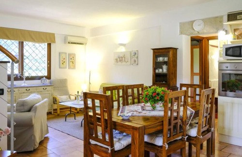 Cinisi Casa | Carta Fashion by Interhome