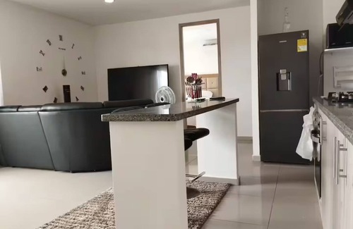 Cartagena District Apartamento | Cartagena en Familia, con Aire y Smart TV