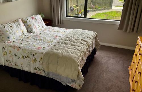 Blenheim Casa | Carter's Cottage - Blenheim Holiday Home
