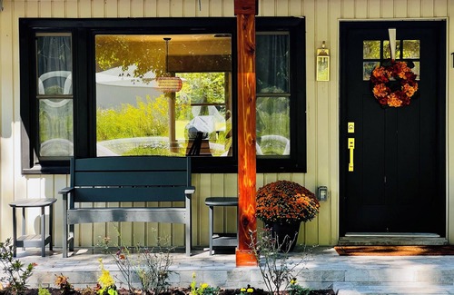 Franklin Casa | Carters Creek Cottage just minutes away from Franklin, Leipers Fork, South Hall.