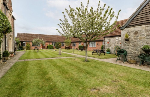 Lympsham Cabaña | Carthouse