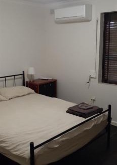 Whyalla Stuart Apartamento | Cartledge Ave studio and house homestay