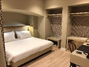 Quartieri Spagnoli Hotel | Caruso Place Boutique & Wellness Suites