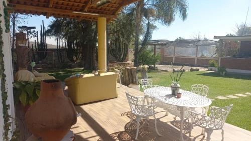 Ixtlahuacan de los Membrillos Apartamento | Casa, terraza con alberca, la Cañada