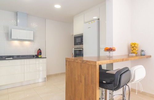 Ariany Casa | CAS PADRI PEP - Encantadora casa de pueblo con piscina privada elevada. Wifi gratis.
