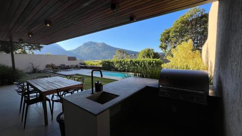 Teresopolis Casa | Casa 08 Monte Boa Vista - Piscina Privativa, Sauna e Ofurô de Imersão