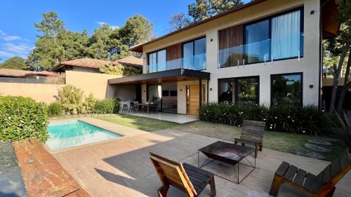 Teresopolis Casa | Casa 08 Monte Boa Vista - Piscina Privativa, Sauna e Ofurô de Imersão