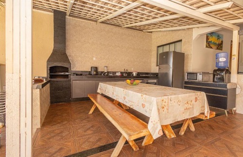 Caldas Novas Casa | Casa 4 Quartos c/Varanda Gourmet e Piscina