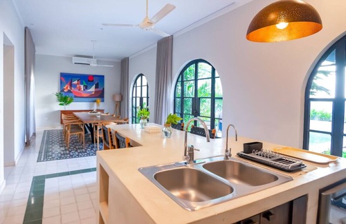 Centro Casa | Casa 54 Montejo - Downtown & Culture by LAHOS