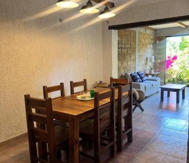 De Guadalupe Casa | Casa 79 sancris