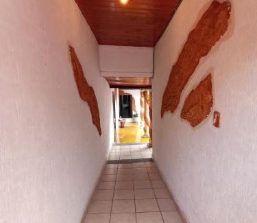 Santa Lucia Casa | Casa acogedora y colonial en San Cristobal LC