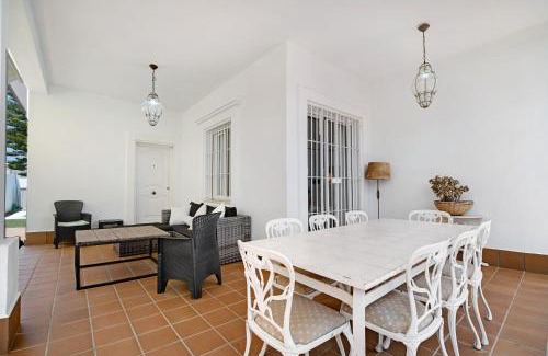 Chiclana de la Frontera Casa | Casa Abedul Sancti Petri
