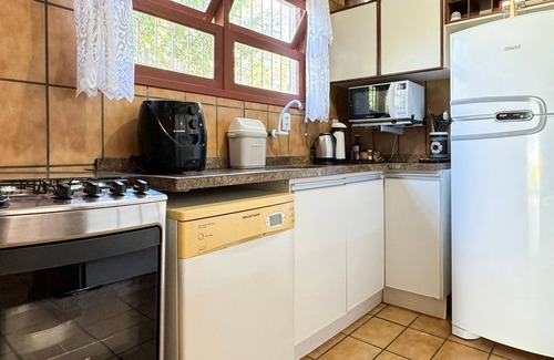 Cachoeira do Bom Jesus Casa | Casa Aconchegante a 100 metros da praia