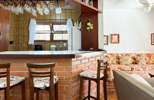 Cachoeira do Bom Jesus Casa | Casa Aconchegante a 100 metros da praia