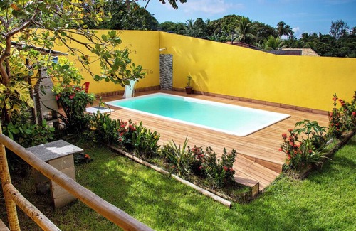 Castelo da Torre Casa | Casa aconchegante com piscina em Camaçari/BA