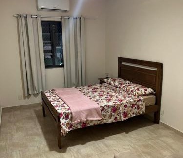 Piratininga Casa | Casa agradável em frente a praia com jacuzzi/spa