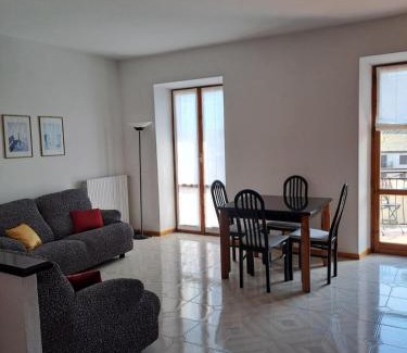 Gradoli Apartamento | Casa Ai giardini