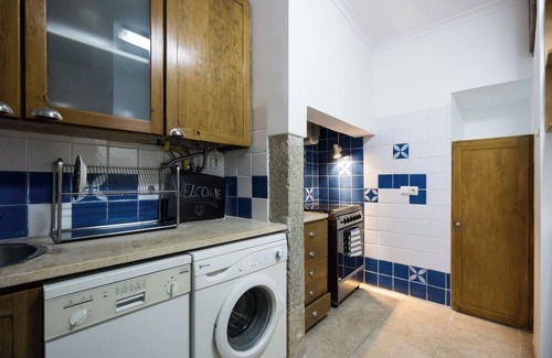 Linda-a-Velha Apartamento | Casa Ajuda - Apartment w/ View Near Ajuda Palace