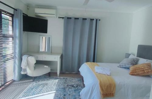 Constantia Casa | Casa Alara warm and welcoming